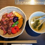 Yakiniku Ichigoichie - 令和3年7月 山形牛の週替りランチ
                        ステーキ丼＋サラダ＋スープ 1070円 