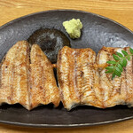 鰻はし本 - 森のうなぎのひと口白焼き串