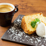 Cafe＆Dining HANAむこう - 