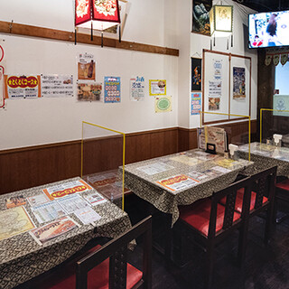 Enjoy our carefully selected curry in a comfortable space where you can spend your time without any hesitation.