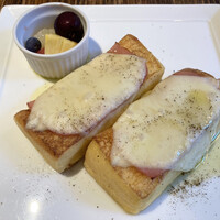 BISTRO FAVORI 代官山 - 