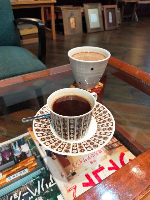 GALLERY&CAFE TOKUZO（ギャラリーアンドカフェ トクゾー）- 須賀川の隠れ家カフェでアートと食を楽しむ