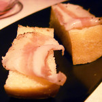 ベージュ アラン・デュカス 東京 - アミューズ