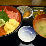 仲家 - うにいくら中落ち丼定食　１４５０円