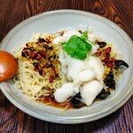 餃子酒場 - 山椒入り白身魚冷麺（※季節限定 ¥950）