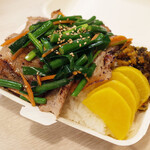 トンテキ食堂8 - トントロ弁当(750円)