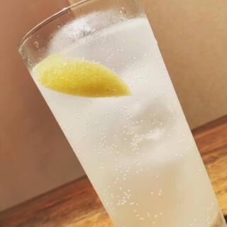 Whisky Burgers Bar_1