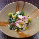 味心 すず木 - 菊と蟹の酢の物。