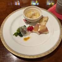 横浜瀬里奈 ステーキドーム - 