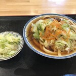 白須うどん - かけうどんとキャベツ