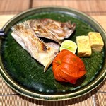 ひろ寿 - 甘鯛の松笠焼き
