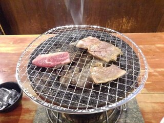 Shichirinyakinikuanan - 七輪で焼きます