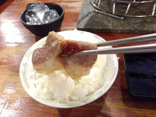 Shichirinyakinikuanan - 肉・アップ