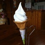 森のBe-Cafe - カフェオリジナル信楽朝宮茶のほうじ茶ソフト