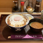 銀座 梅林 - カツ丼 味噌汁付き
