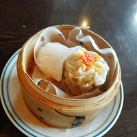 中国料理 豪華 - 蒸し点心二種(海老蒸し餃子、焼売)