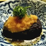 道人 - 久世茄子の揚浸しに、たっぷりの辛味大根。こーゆー一品が恐ろしく美味しい。