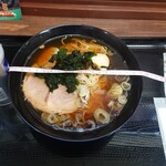 GP食堂 - ラーメン450円　丼の直径19cm