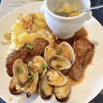 ブラッスリー それいゆ - ビーフソテーアサリソース