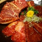 焼肉 坂の途中 - 