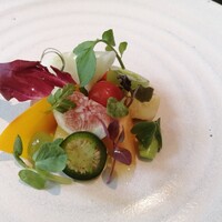 ラ・ボンヌターブル - 