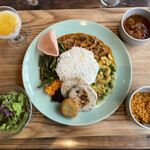 RAINFOREST - Aエスニックプレート（チキン）