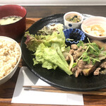 ブック＆カフェ喫茶去 - 