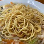 ひろ屋 - 軽く炒めてある麺