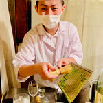 京天神 野口 - ◎お弟子さんの濱田君。いつも一緒懸命頑張っている。