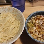 煮干そば 流。 - つけそば(並盛り)¥800