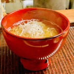 京天神 野口 - ◎三つ目は特製塩ラーメン。お腹いっぱいだが美味すぎて完食（笑）ここで打ち止め。
      