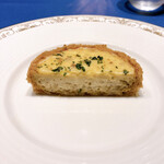 エッサンス - 玉葱のキッシュ