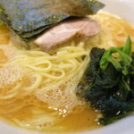 武蔵家 - 中太麺