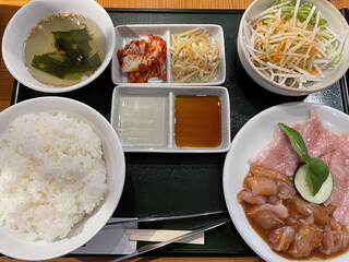 Yakiniku Sakura - 豚トロ塩、地鶏味噌、ランチ980円