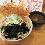 せんしゅう - 肉天わかめつけうどん特盛￥８２０(わかめ側)