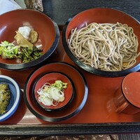 出羽屋 - 山菜冷そば