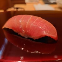 鮨 あお - 中トロ（個体違い）