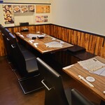 おいでやす - 内観②（テーブル席）