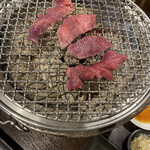 Yakiniku To Gyuutan Ken - 