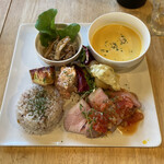 カフェ ダイニング ラウンジ ザ パーク 出雲店 - 