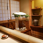 青蓮院門跡前 月おか - 