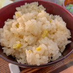 衣ヶ島食堂 - 日高昆布で、トウモロコシの炊込みご飯