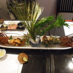 和匠よし乃 - 2012.10.25　伊勢海老のお造り　ドライアイスで幻想的な演出