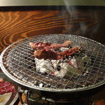 大阪ホルモン - メガネをバーニング