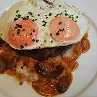 ウルフギャング・ステーキハウス シグニチャー - ロコモコ