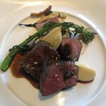 フランス料理 ル・クール - 蝦夷鹿のもも肉のロースト(2020/11撮影)
