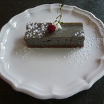 3+ - 黒ゴマのチーズケーキ（2012年9月のスイーツ）（450円）