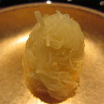 日本料理 晴山 - 定番ジャガイモのはりはり。北海道喜茂別産の芋。