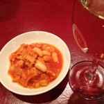 MICASA - お通しのトリッパ＆ワイン