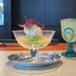 草庵 鍋島 - 島原の鱧 秋田のジュンサイ 梅肉と鰹出汁のジュレ